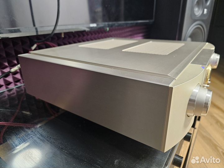 Интегральный усилитель Marantz PM-13S2