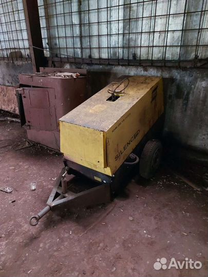 Сварочный генератор на 13 кВт Esab KHM 350 YS