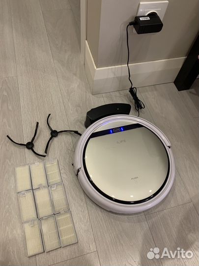 Робот пылесос ilife v50