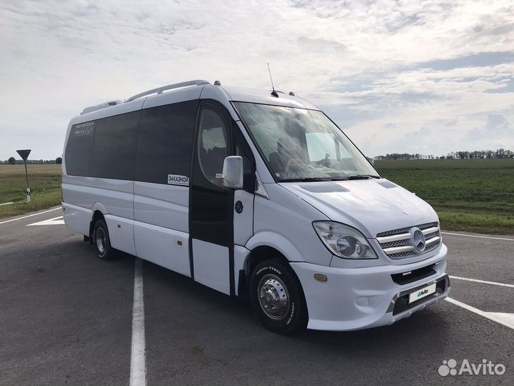 Mercedes-Benz Sprinter микроавтобус, 2011