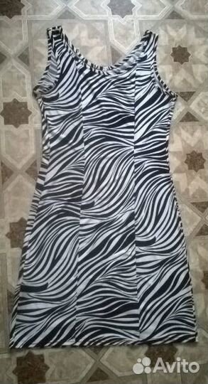 Платье с накидкой