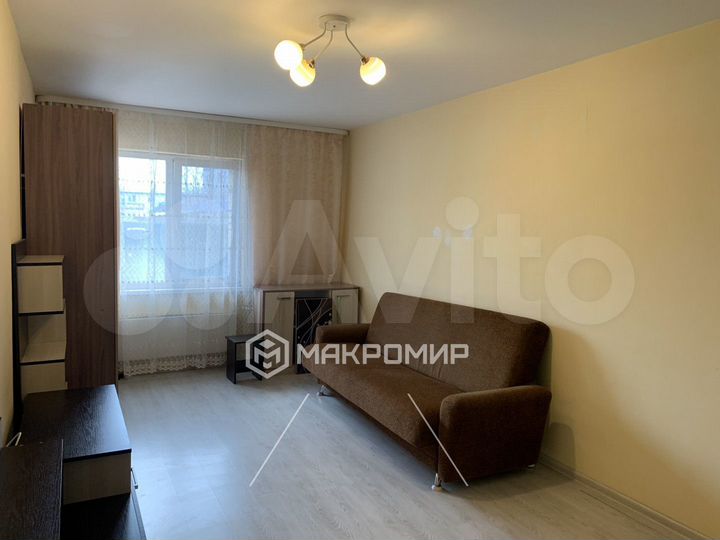 1-к. квартира, 37 м², 1/10 эт.