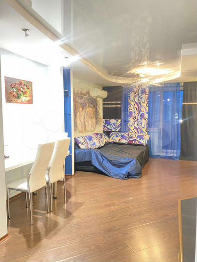 2-к. квартира, 55 м², 8/10 эт.