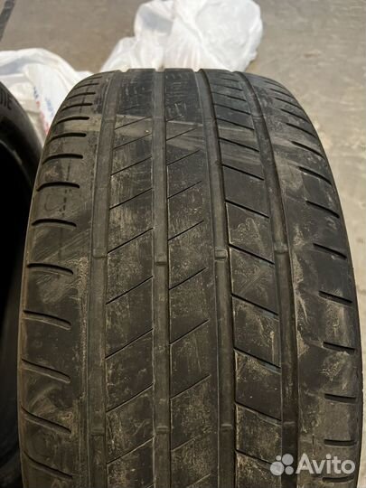 Bridgestone Alenza 001 275/45 R20 и 305/40 R20 112Y