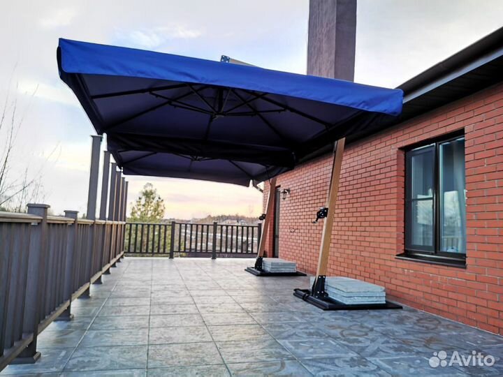 Зонт для уличного кафе на боковой опоре