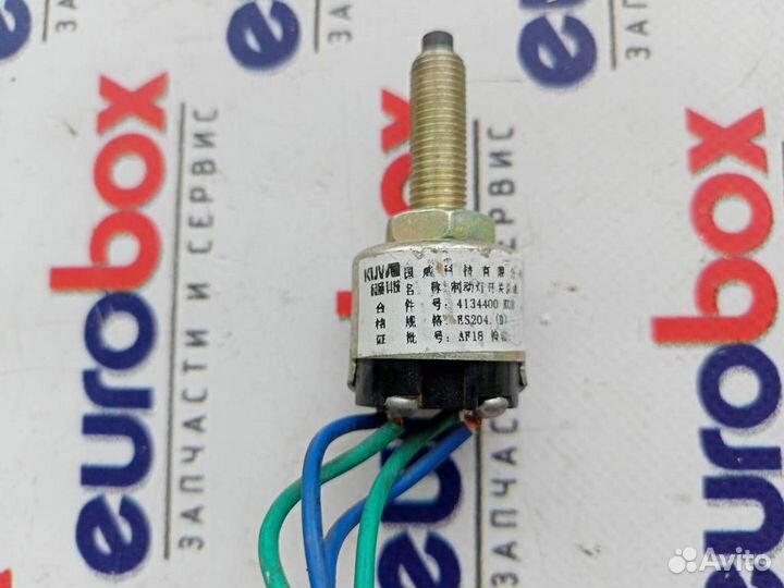 Датчик включения стопсигнала Great Wall Hover H3