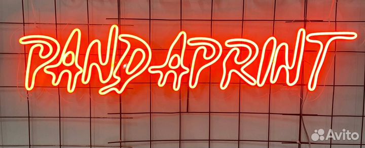 Неоновая вывеска