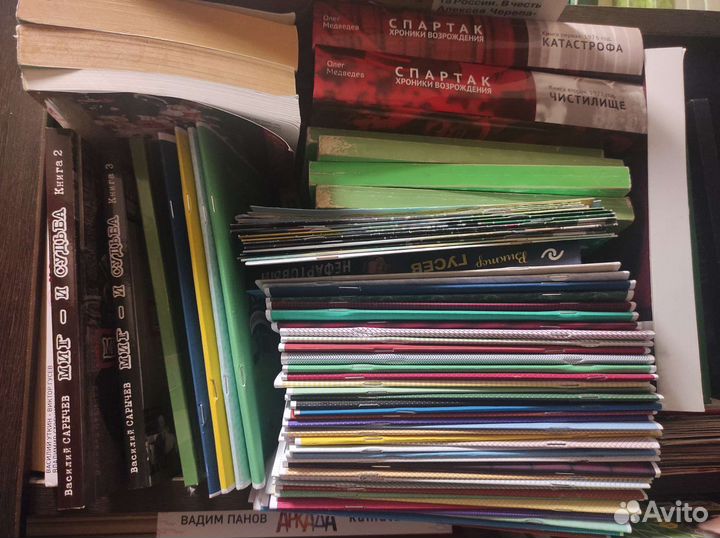 Календари-справочники/буклеты футбол/хоккей