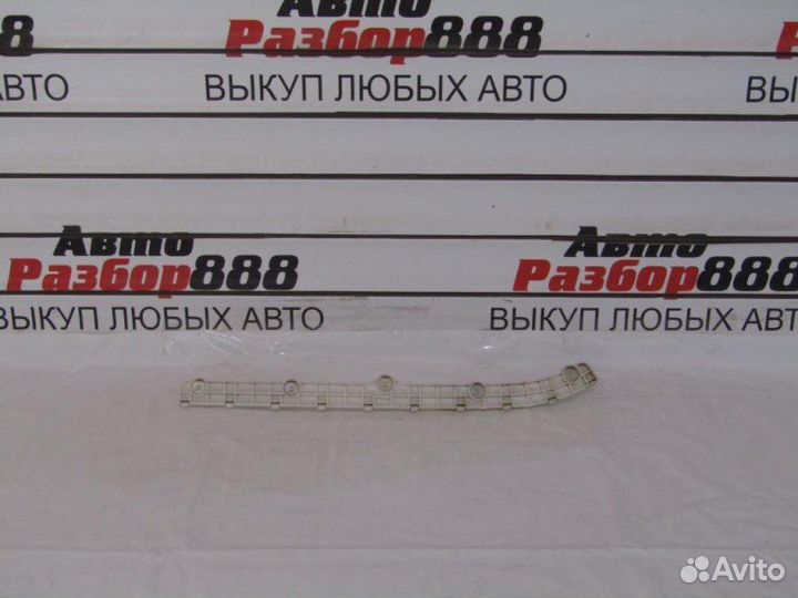 Брекет задний левый Mitsubishi Pajero Sport 2011