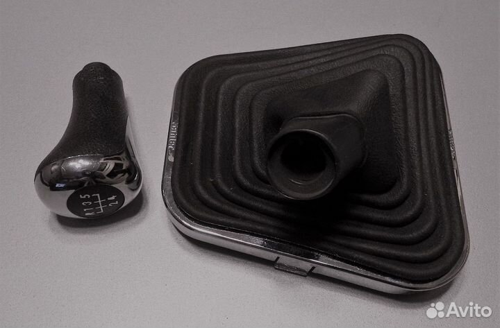 Чехол кпп с ручкой ваз 2110 резиновый с хром рамко