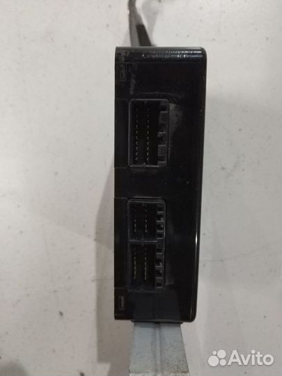 Hyundai Elantra lll блок управления центр.замком