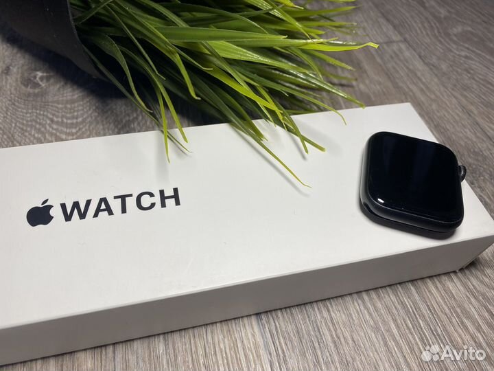 Apple watch SE 44mm Состояние новых
