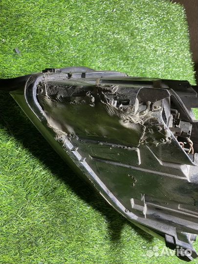 Фара передняя Audi A6 C6