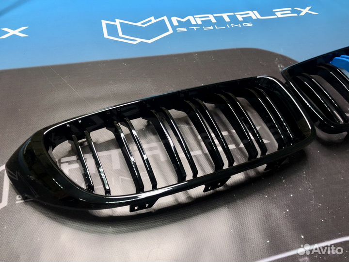 Решетка радиатора BMW F32/F33/F36 М, триколор