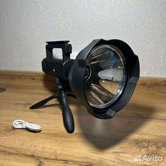 Мощный фонарь ультра яркий прожектор новый