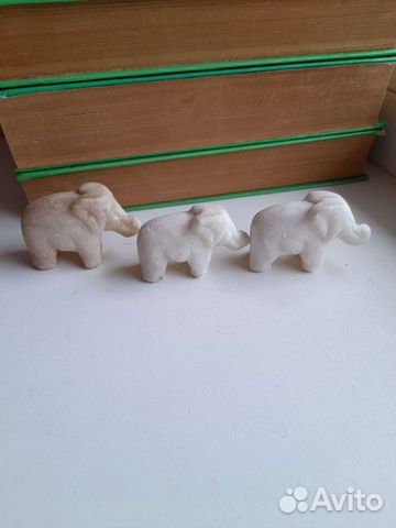 Фигурки слоников