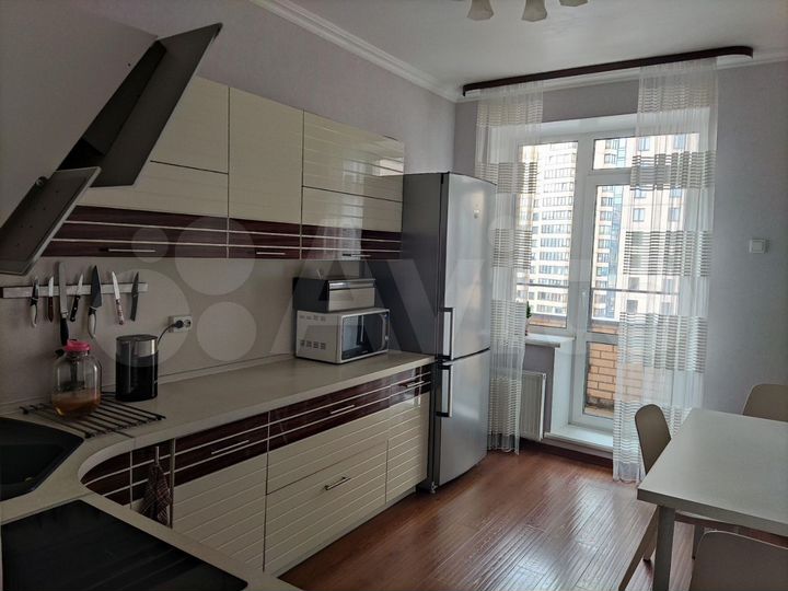 2-к. квартира, 58,8 м², 9/16 эт.