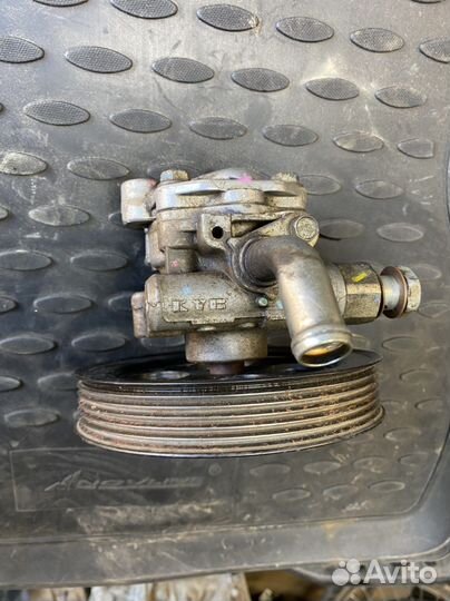 Насос гур Mitsubishi Pajero Sport 2.5 TD 4D56