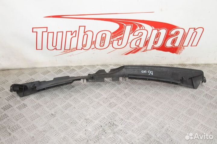 Воздуховод дефлектор радиатора VW Passat B6