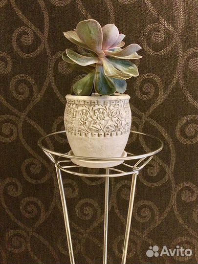 Подставка для цветов новая