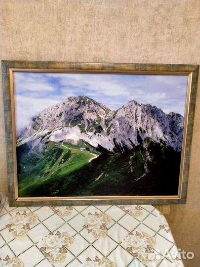 Красивая картина в раме