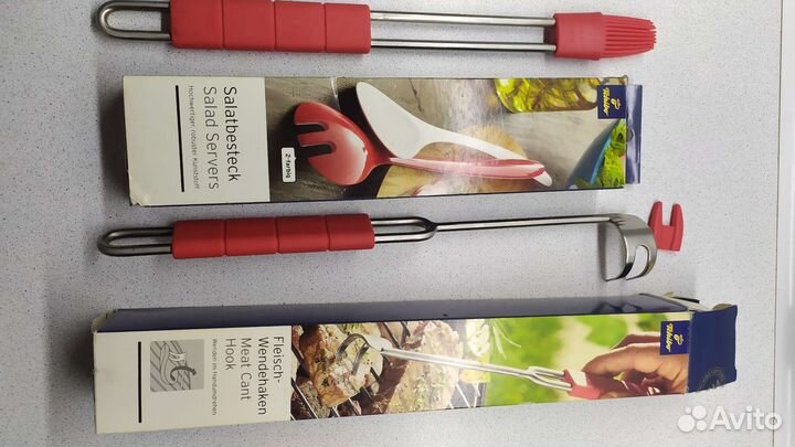 Чибо, вилка для мяса, кисточка, ложки для салата