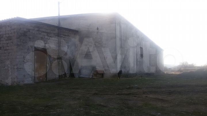 Склад, 990 м²