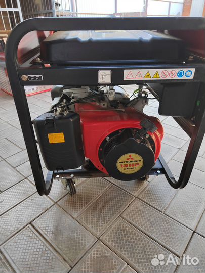 Бензиновый генератор powered BY mitsubishi MS 5700