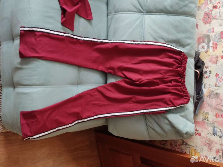 Спортивный костюм женский