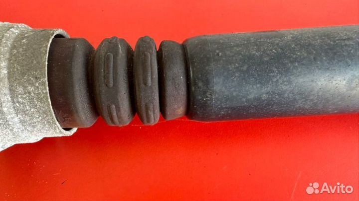 Амортизатор задний левый Audi A6 C6 AUK 3.2 2008