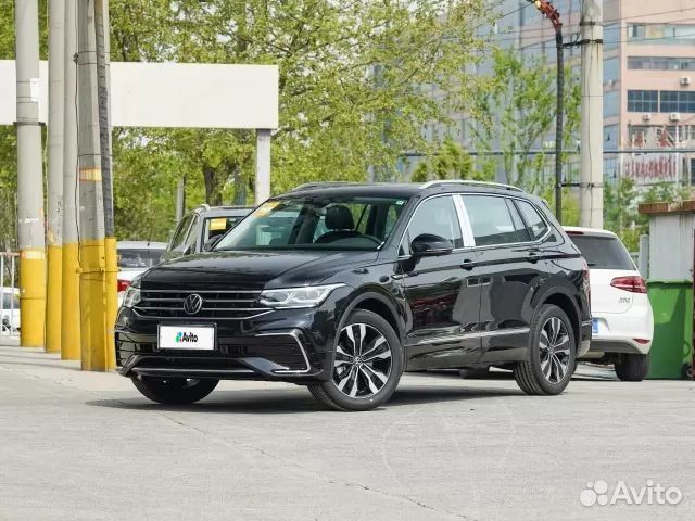 Volkswagen Tiguan 2.0 AMT, 2023, 10 км