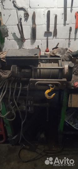 Лебедка электрическая 12v бу