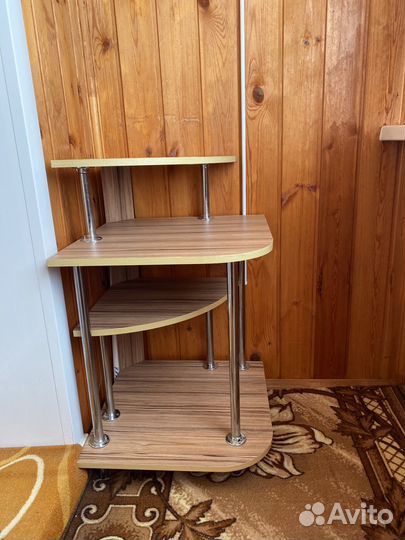 Полка угловая