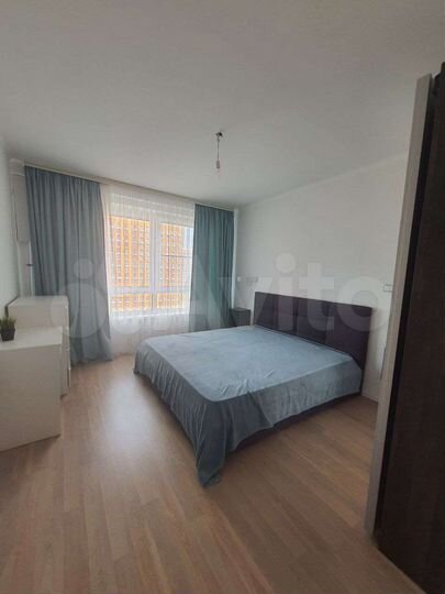 2-к. квартира, 70 м², 8/15 эт.