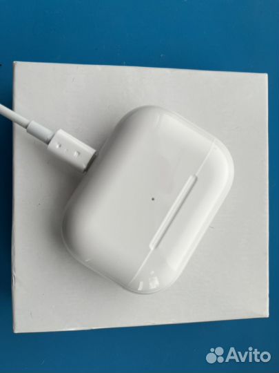 Наушники airpods