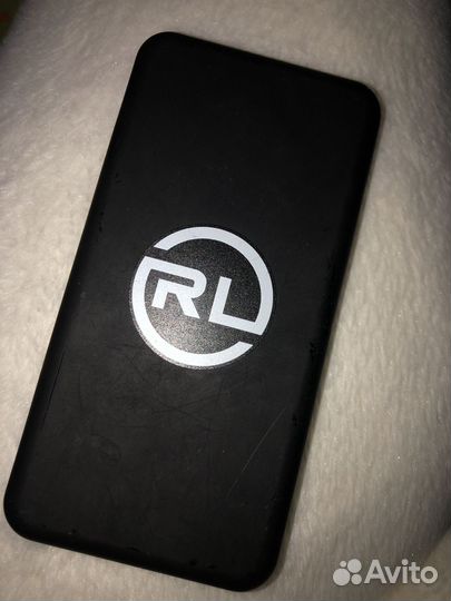 Повербанк с беспроводной зарядкой