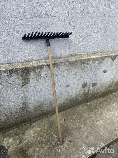 Лопата штыковая,молоток