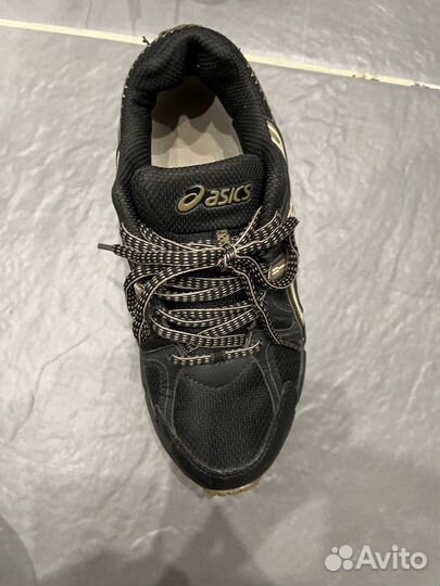 Кроссовки женские asics