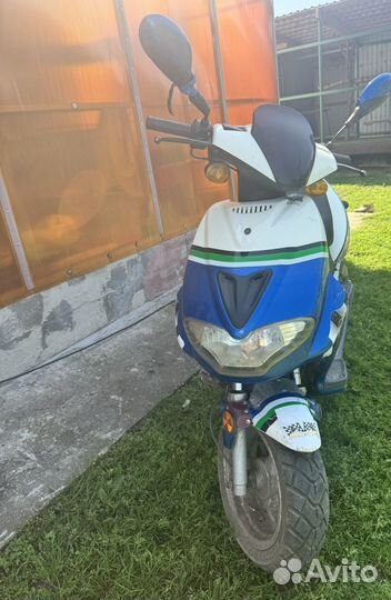 Скутер Raser MT 50 AT - 19 atornado