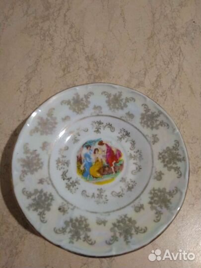 Блюдца Мадонна