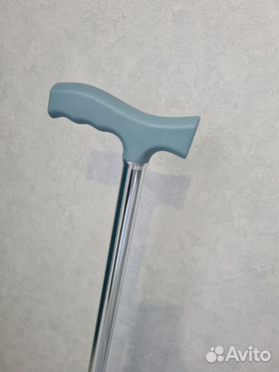 Трость с тремя опорами