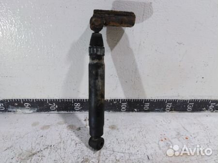 Амортизатор задний правый