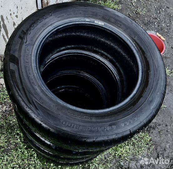 Viatti Strada Asimmetrico V-130 215/60 R16