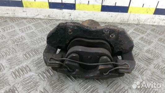 Суппорт тормозной передний правый mazda 3 1 (1BN30