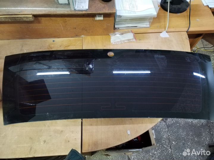 Продам стекло ветровое тайота рав-4 2000-2005 г