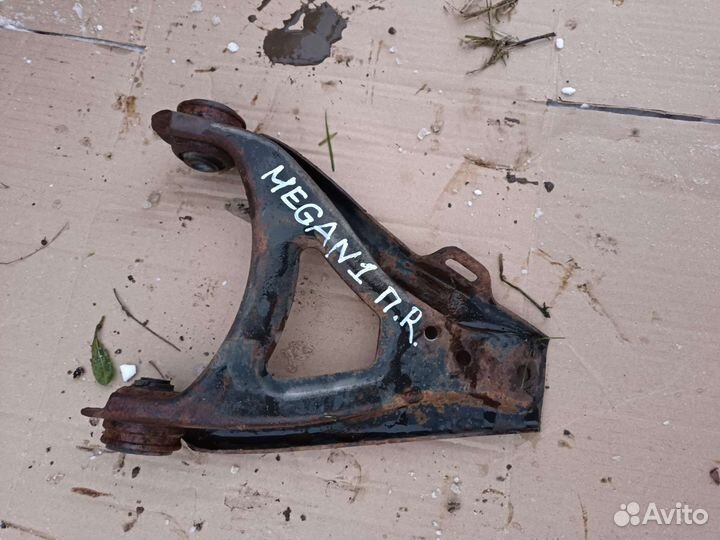 Рычаг передний правый Renault Mégane 1