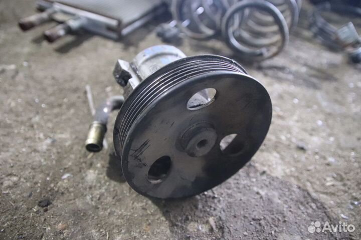 Насос гур на Шевроле Авео T200