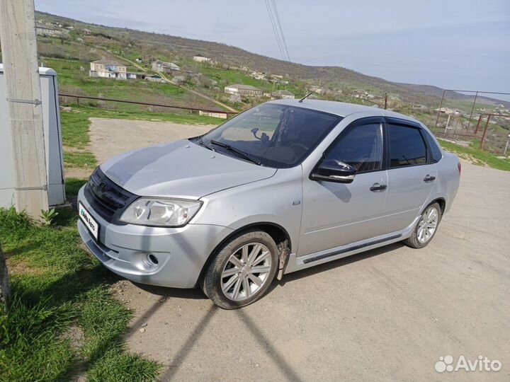 LADA Granta 1.6 МТ, 2012, 180 000 км