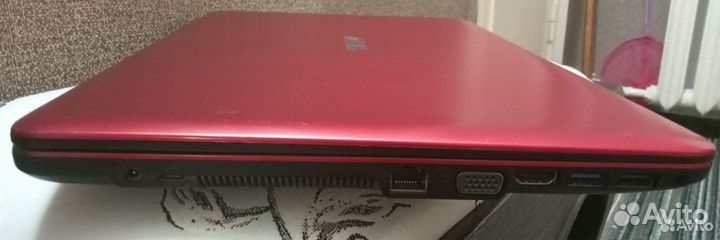 Ноутбук asus