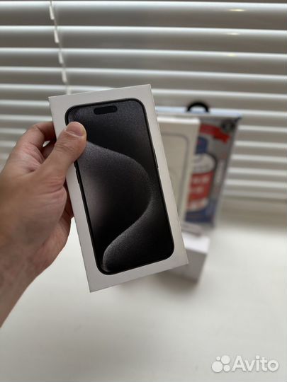 iPhone 15 Pro, 128 ГБ